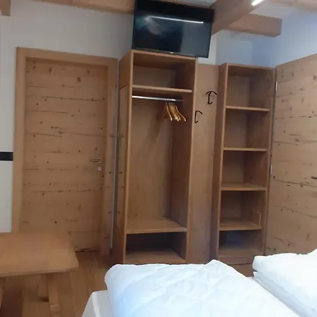 El Benel Bed & Breakfast *